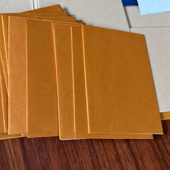 Louis Vuitton empty envelope - Picture 2 of 2